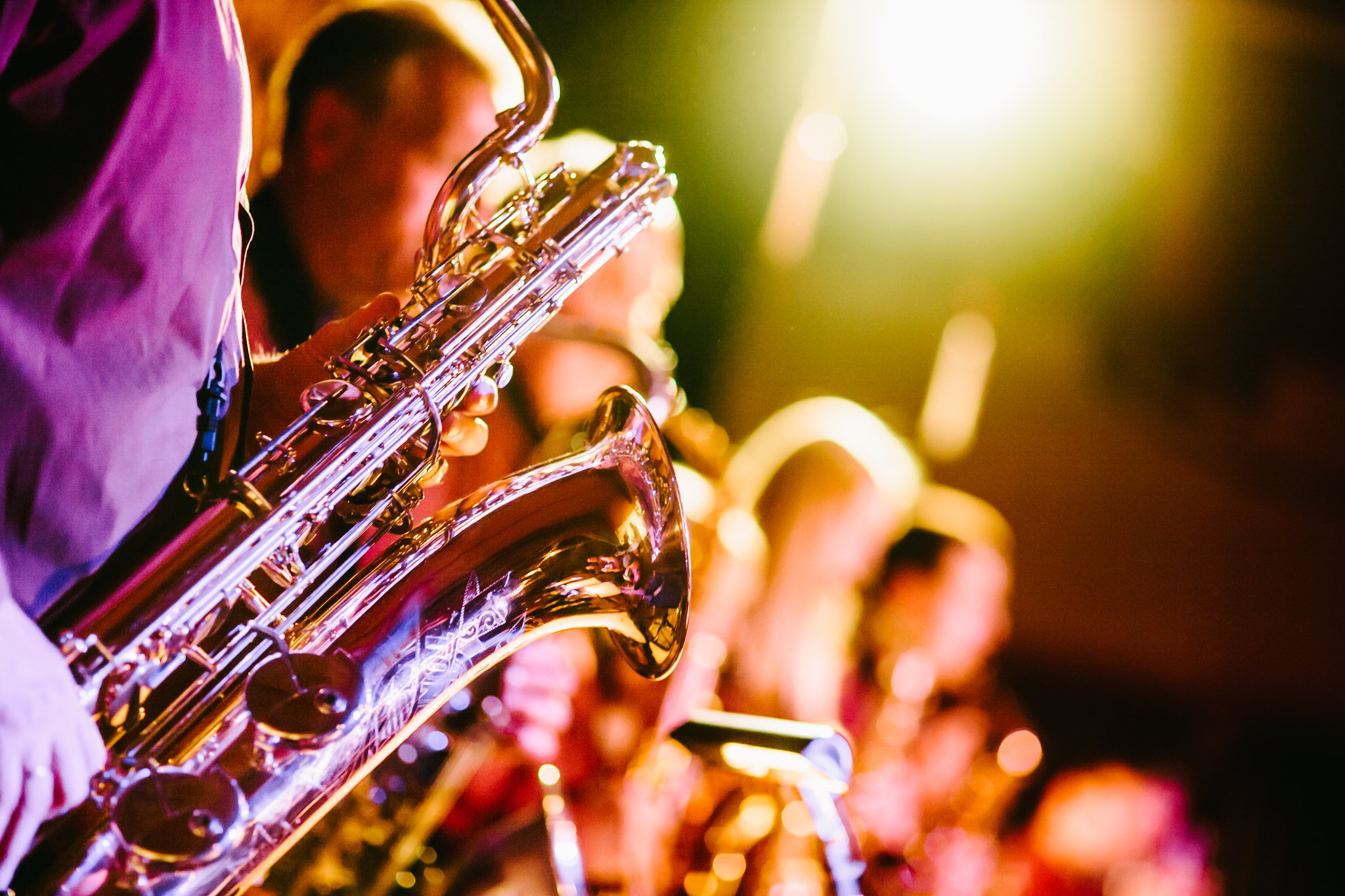 20 Inspirational Saxophone Songs | Notestem